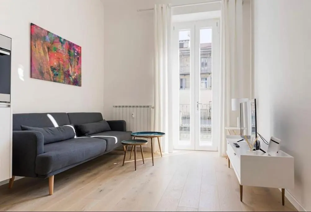 Luxury One Bedroom Corso Buenos Aires Milan Apartment